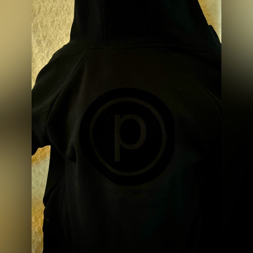 Tavi Noir Pure Barre full zip jacket in perfect condition!